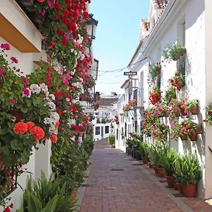 I Am La And Bed & Breakfast Benalmádena